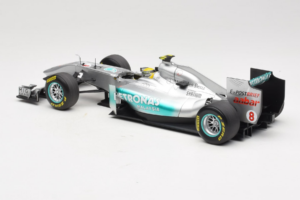 Mercedes MGP W02 #8 N. Rosberg Mercedes GP Showcar 2011 Minichamps 1:18 110110078 Druckguss — Bild 5 von 7