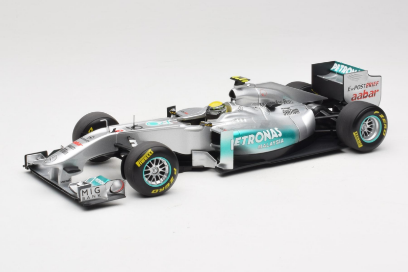 Mercedes MGP W02 #8 N. Rosberg Mercedes GP Showcar 2011 Minichamps 1:18 110110078 Druckguss
