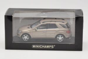 Mercedes ML W164 Kupfer Metallic Minichamps 1:43 ML002 Druckguss — Bild 4 von 4