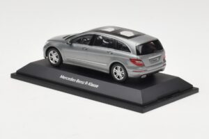 Mercedes R-Class W251 Palladium Silver Metallic Minichamps 1:43 B66960055 Druckguss — Bild 3 von 4