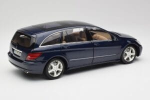 Mercedes R-Class W251 Tanzanit Blau Minichamps 1:18 150034600 Druckguss — Bild 3 von 8