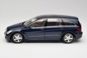Mercedes R-Class W251 Tanzanit Blau Minichamps 1:18 150034600 Druckguss — Bild 4 von 8