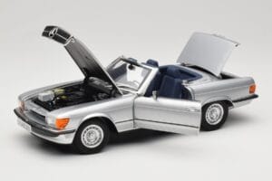 Mercedes R107 380 SL Silber Norev 1:18 183725 Druckguss — Bild 2 von 8
