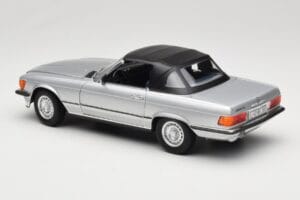 Mercedes R107 380 SL Silber Norev 1:18 183725 Druckguss — Bild 7 von 8