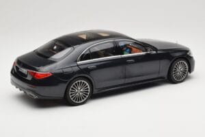 Mercedes S-Class W223 AMG Line Anthracite Blue Norev 1:18 183800 Druckguss — Bild 3 von 8