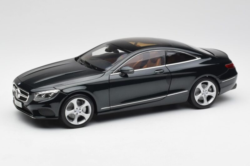 Mercedes S-Class Coupe C217 Smaragd Grün Metallic Norev 1:18 B66961244 Druckguss