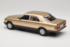 Mercedes S-Class W126 Metallic Beige MCG 1:18 MCG18548 Druckguss — Bild 5 von 6