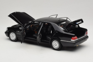 Mercedes S-Class W140 S600 Obsidian Black Metallic Norev 1:18 183045 Druckguss — Bild 5 von 8