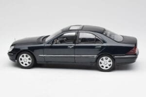 Mercedes S-Class W220 Blau Maisto 1:18 56051 Druckguss — Bild 4 von 8