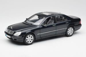 Mercedes S-Class W220 Blau Maisto 1:18 56051 Druckguss