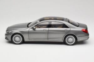 Mercedes S-Class W222 Grey Metallic Norev 1:18 183481 Druckguss — Bild 4 von 8