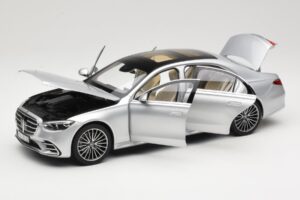 Mercedes S-Class W223 AMG Line Brilliant Silver Norev 1:18 183805 Druckguss — Bild 2 von 8