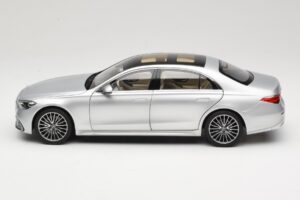 Mercedes S-Class W223 AMG Line Brilliant Silver Norev 1:18 183805 Druckguss — Bild 4 von 8