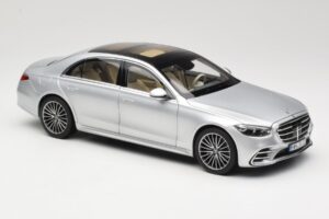 Mercedes S-Class W223 AMG Line Brilliant Silver Norev 1:18 183805 Druckguss — Bild 6 von 8