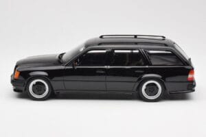 Mercedes 300 TE AMG S124 Schwarz Otto 1:18 OT147 Resin — Bild 3 von 6