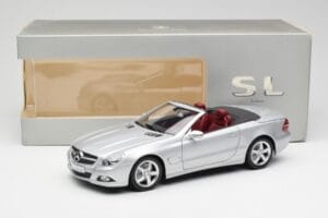 Mercedes SL 500 R230 Cabriolet Iridium Silber Minichamps 1:18 B66962388 Druckguss — Bild 8 von 8