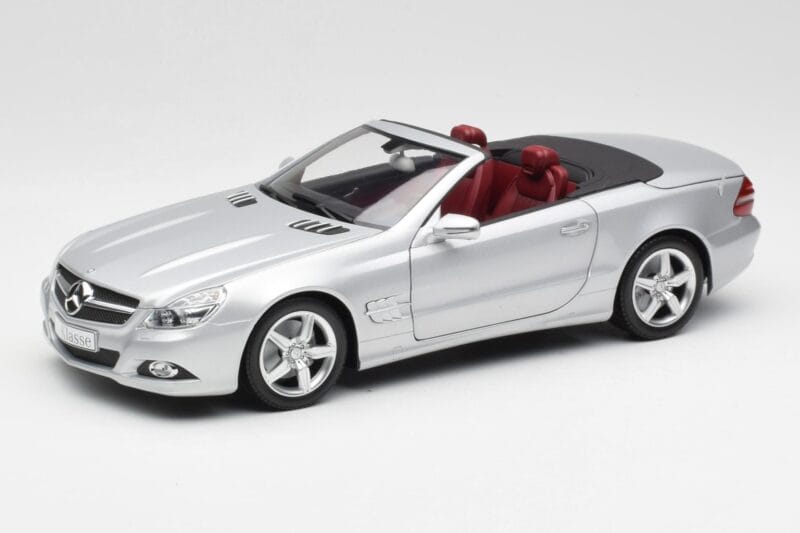 Mercedes SL 500 R230 Cabriolet Iridium Silber Minichamps 1:18 B66962388 Druckguss