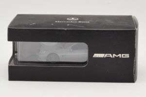 Mercedes SL 65 AMG R230 Silber Minichamps 1:43 B66960601 Druckguss — Bild 4 von 4