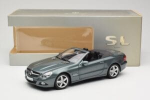 Mercedes SL R230 Amiant Green Minichamps 1:18 B66962389 Druckguss — Bild 8 von 8