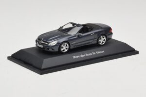 Mercedes SL R230 Tenorit Grey Metallic Minichamps 1:43 B66962392 Druckguss — Bild 2 von 4