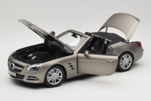 Mercedes SL500 R231 Dark Grey Matt Norev 1:18 183590 Druckguss — Bild 2 von 9