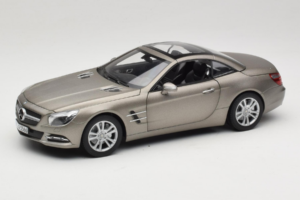 Mercedes SL500 R231 Dark Grey Matt Norev 1:18 183590 Druckguss — Bild 3 von 9