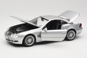 Mercedes SL55 AMG R230 Silber Maisto 1:18 36894 Druckguss — Bild 2 von 8
