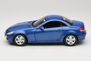 Mercedes SLK R171 Blue Metallic Minichamps 1:18 100033131 Druckguss — Bild 5 von 11