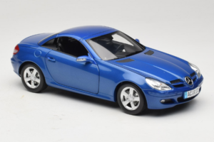 Mercedes SLK R171 Blue Metallic Minichamps 1:18 100033131 Druckguss — Bild 9 von 11