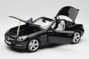 Mercedes SLK R172 Magnetite Schwarz Minichamps 1:18 B66960514 Druckguss — Bild 2 von 8