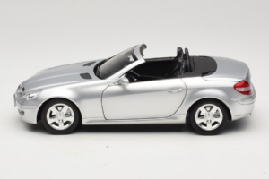 Mercedes SLK R171 Silber Minichamps 1:18 B66962318 Druckguss — Bild 4 von 9