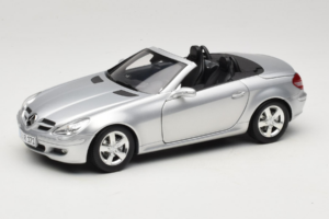 Mercedes SLK R171 Silber Minichamps 1:18 B66962318 Druckguss