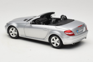 Mercedes SLK R171 Silber Minichamps 1:18 B66962318 Druckguss — Bild 8 von 9