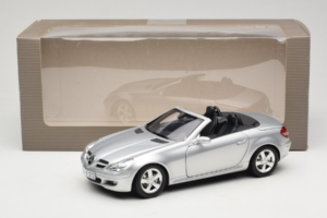 Mercedes SLK R171 Silber Minichamps 1:18 B66962318 Druckguss — Bild 9 von 9