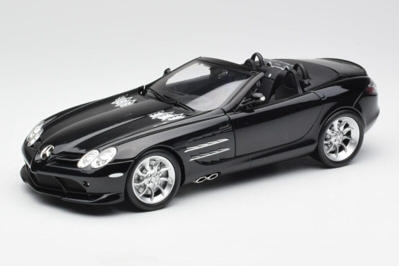 Mercedes SLR McLaren Roadster R199 Crystal Galaxit Schwarz Minichamps 1:18 B66961004 Druckguss
