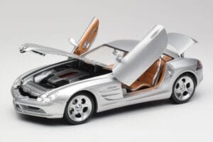 Mercedes SLR Vision Liquid Silber Maisto 1:18 B66962101 Druckguss — Bild 2 von 8