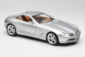Mercedes SLR Vision Liquid Silber Maisto 1:18 B66962101 Druckguss — Bild 6 von 8