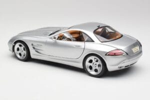 Mercedes SLR Vision Liquid Silber Maisto 1:18 B66962101 Druckguss — Bild 7 von 8