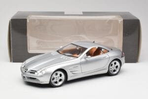 Mercedes SLR Vision Liquid Silber Maisto 1:18 B66962101 Druckguss — Bild 8 von 8