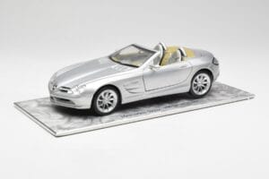 Mercedes SLR Vision Roadster Liquid Silber Maisto 1:18 B66963208 Druckguss