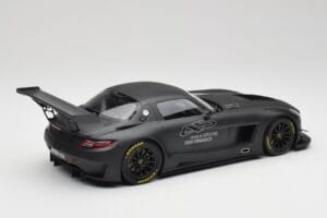 Mercedes AMG SLS C197 GT3 45 Jahre Driving Performance Minichamps 1:18 151133100 Druckguss — Bild 2 von 6