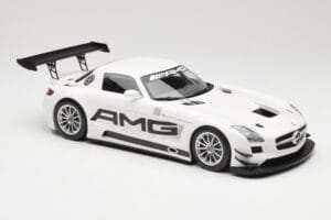 Mercedes AMG SLS C197 GT3 Street Weiß Minichamps 1:18 151123107 Druckguss — Bild 4 von 6