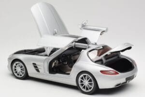 Mercedes SLS AMG C197 Iridium Silber Minichamps 1:18 100039026 Druckguss — Bild 5 von 8