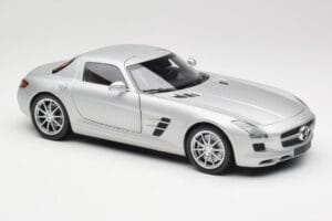 Mercedes SLS AMG C197 Iridium Silber Minichamps 1:18 100039026 Druckguss — Bild 6 von 8