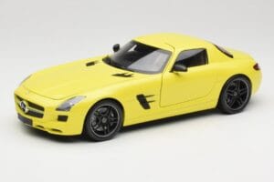 Mercedes SLS AMG C197 Gelb Minichamps 1:18 100039022 Druckguss