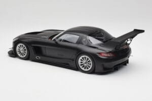 Mercedes SLS AMG GT3 C197 Street Matt Schwarz Minichamps 1:18 151113101 Druckguss — Bild 5 von 6