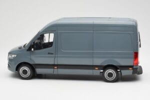 Mercedes Sprinter W907 Blaugrau Norev 1:18 183423 Druckguss — Bild 4 von 7
