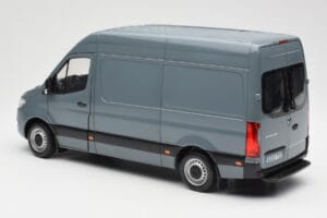 Mercedes Sprinter W907 Blaugrau Norev 1:18 183423 Druckguss — Bild 6 von 7