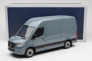 Mercedes Sprinter W907 Blaugrau Norev 1:18 183423 Druckguss — Bild 7 von 7