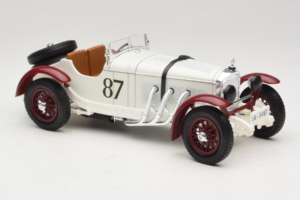 Mercedes SSKL #87 R. Caracciola Weiß 1931 Bburago 1:18 3002-P1 Druckguss — Bild 4 von 6